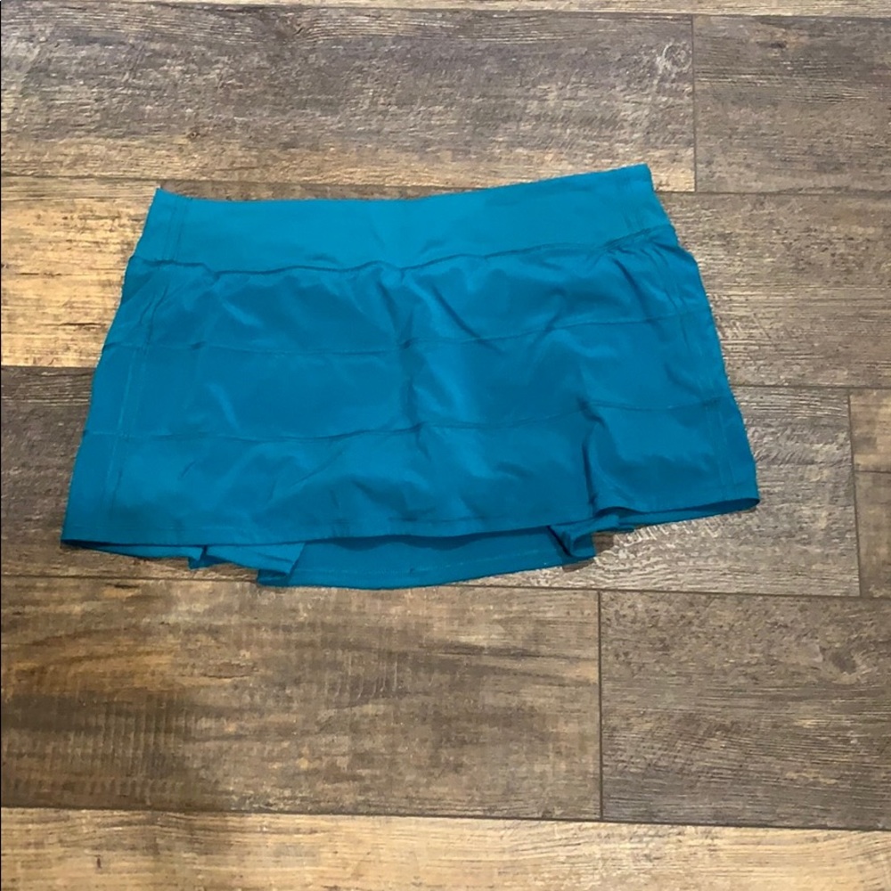 Lululemon teal skirt